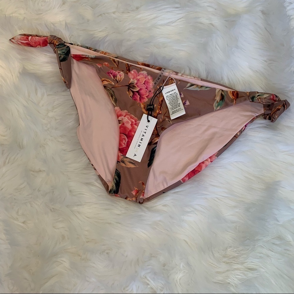 Vitamin A Gidget floral white Ginger bikini bottoms
